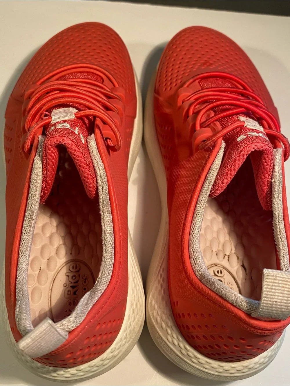 Crocs LiteRide Pacer Coral Red Perforated Athletic Sneakers Kids Size J4